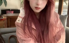 每走一步就会深深的撞一下